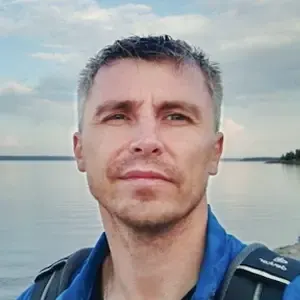 Илья Поздин